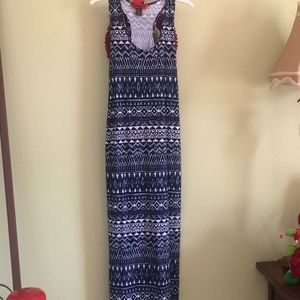 Summer dress! Never been worn!!